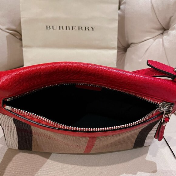 AUTHENTIC Burberry cross body bag - Picture 5 of 9